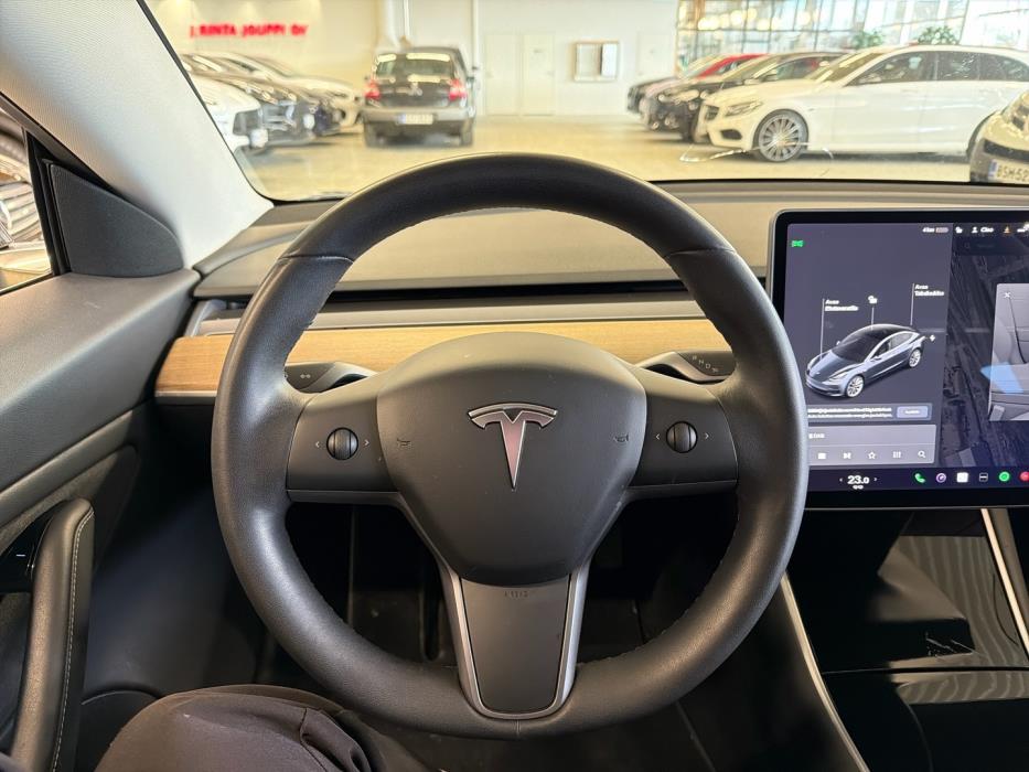 TESLA Model 3 2019