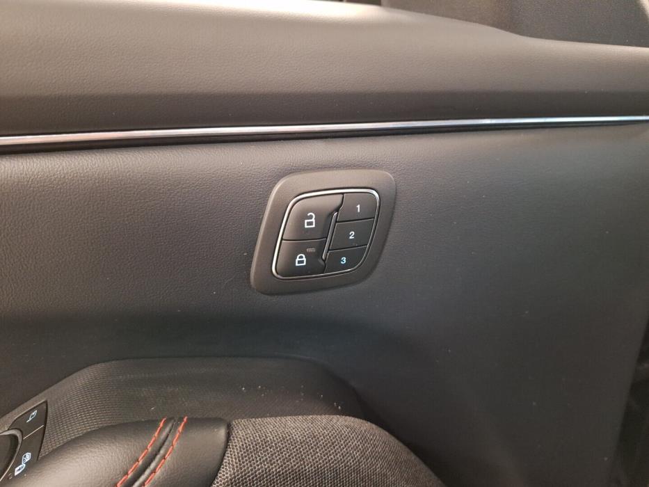 FORD Mustang Mach-E 2022