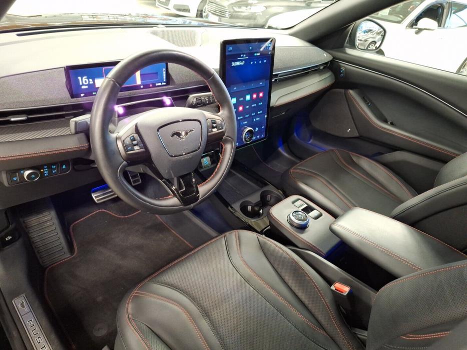 FORD Mustang Mach-E 2022