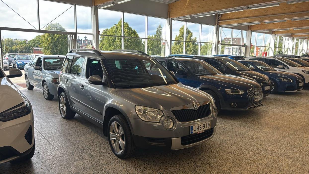 SKODA Yeti 2011