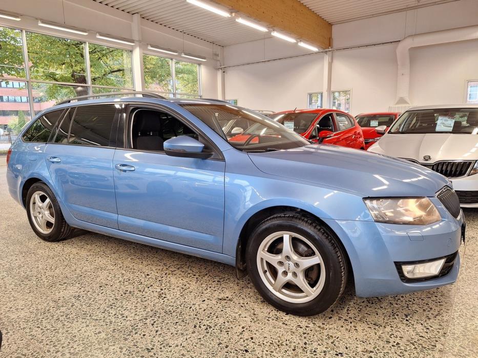 SKODA Octavia 2014
