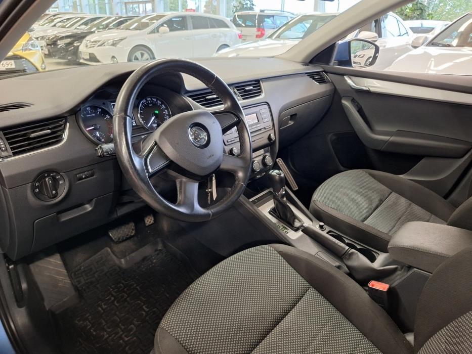 SKODA Octavia 2014