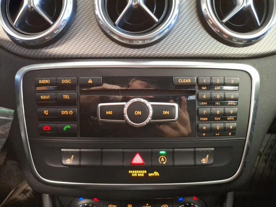 MERCEDES-BENZ GLA 2015