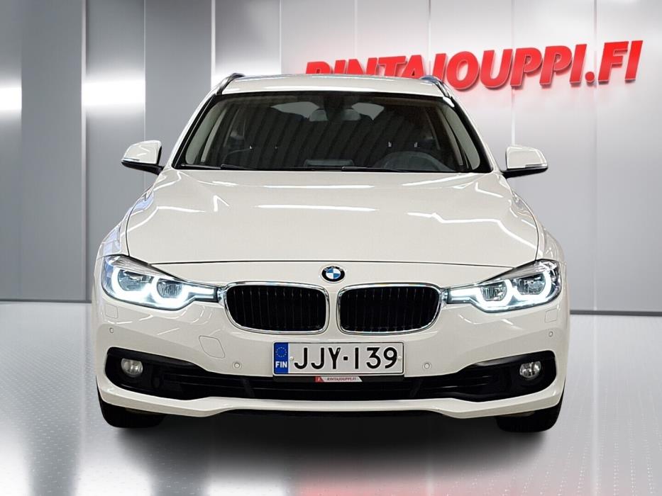 BMW 320 2016
