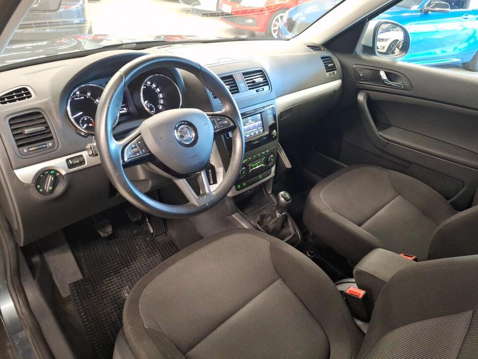 SKODA Yeti 2016