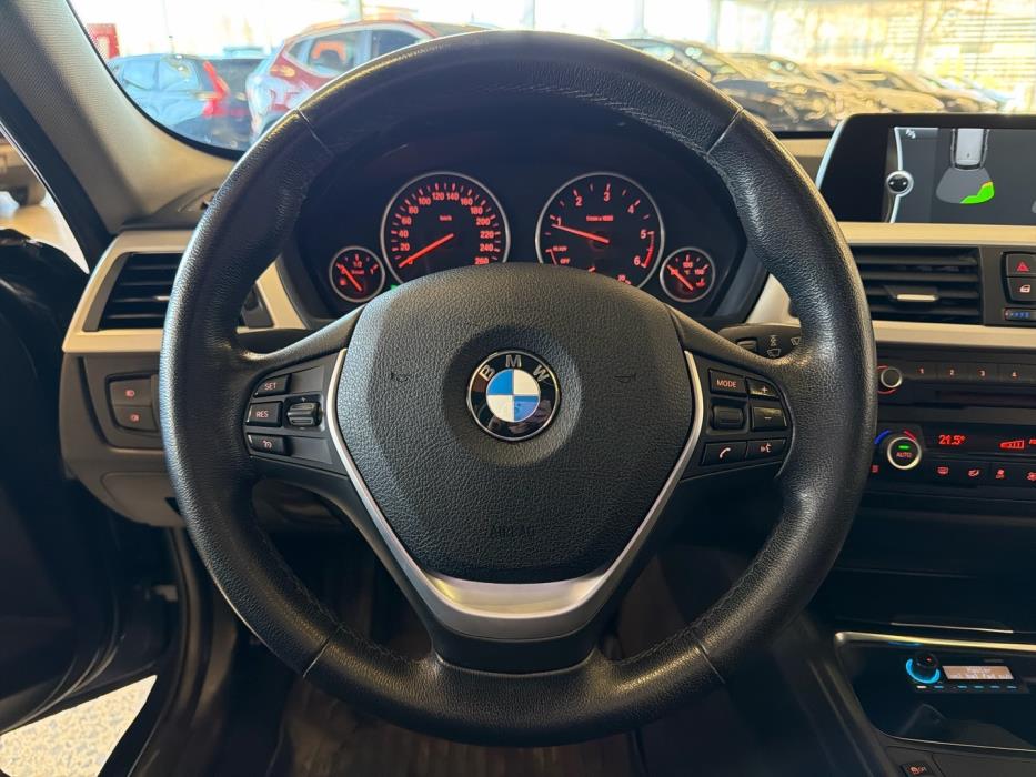 BMW 320 2014