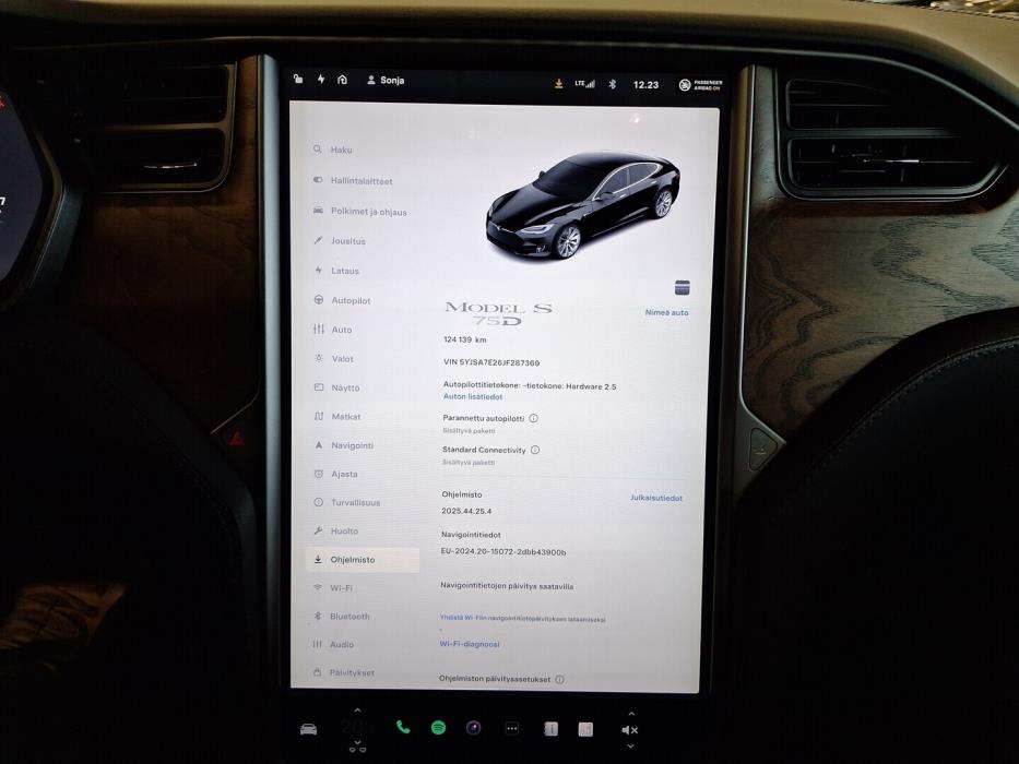 TESLA Model S 2018