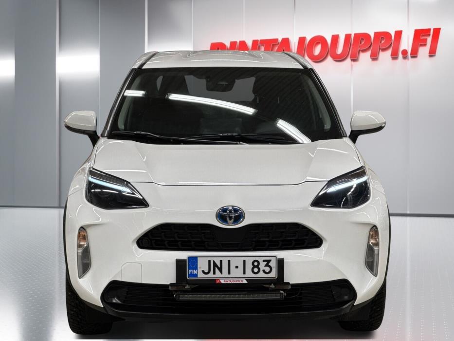 TOYOTA Yaris Cross 2024