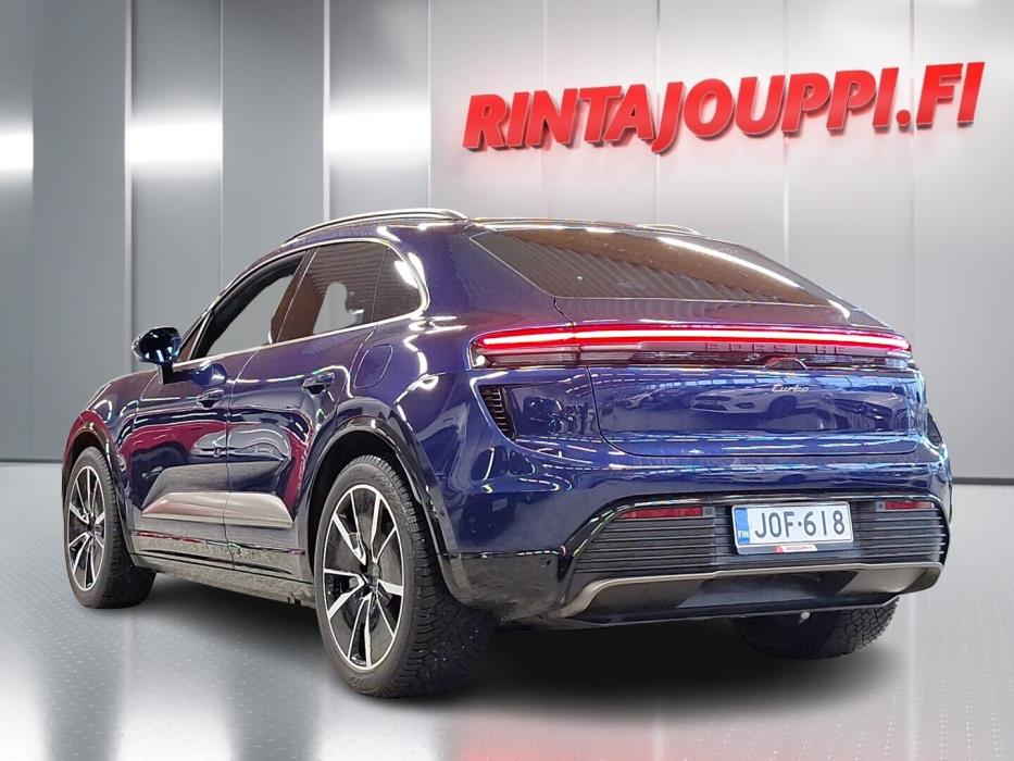PORSCHE Macan 2024