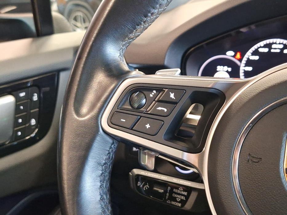 PORSCHE Cayenne 2022