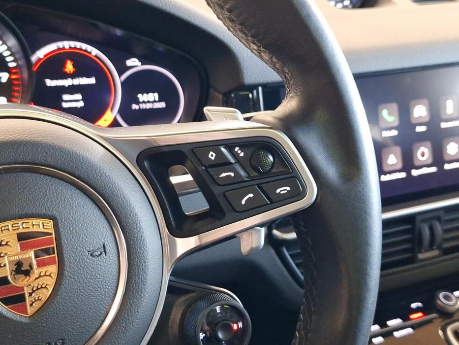 PORSCHE Cayenne 2022