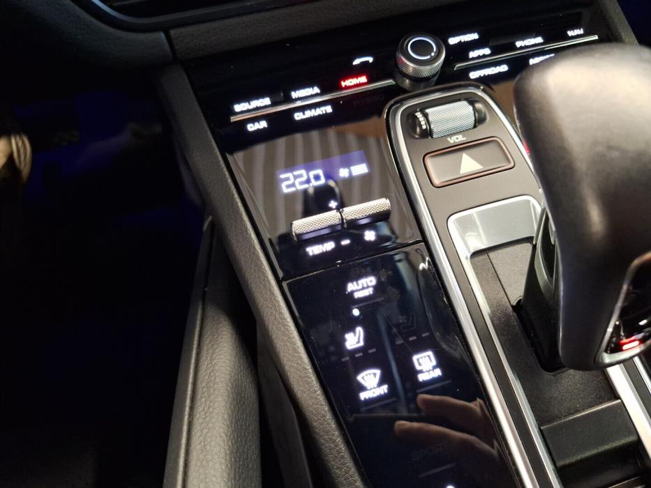 PORSCHE Cayenne 2022