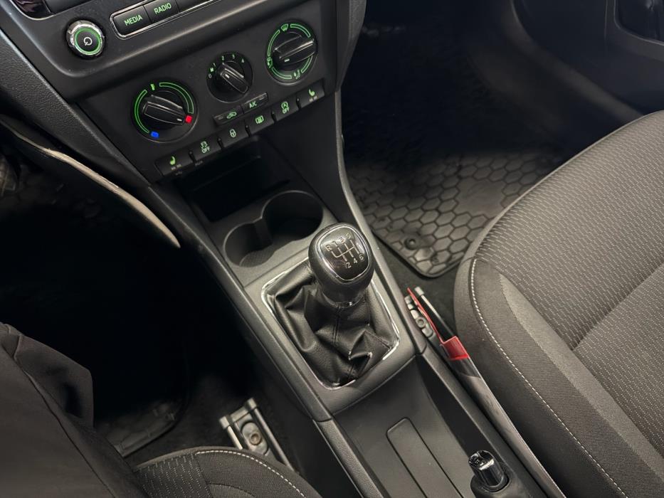 SKODA Rapid 2014