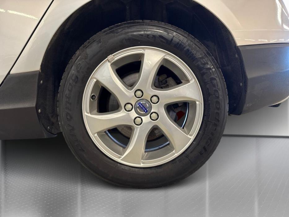 VOLVO V40 Cross Country 2016