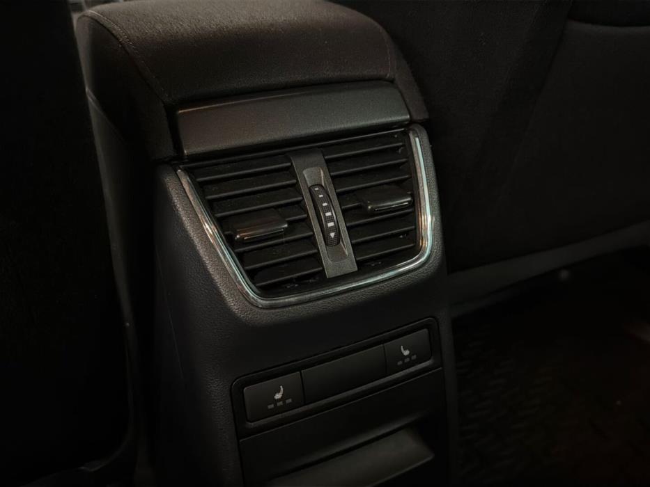 SKODA Octavia 2016