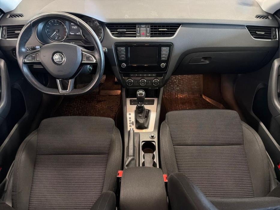 SKODA Octavia 2016