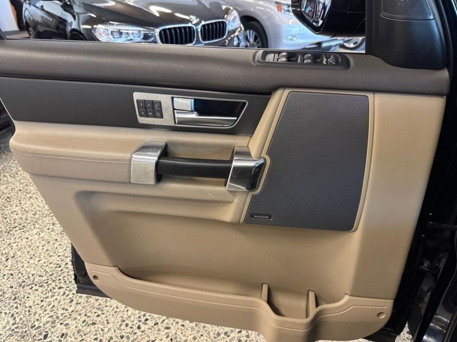 LAND ROVER Discovery 2016