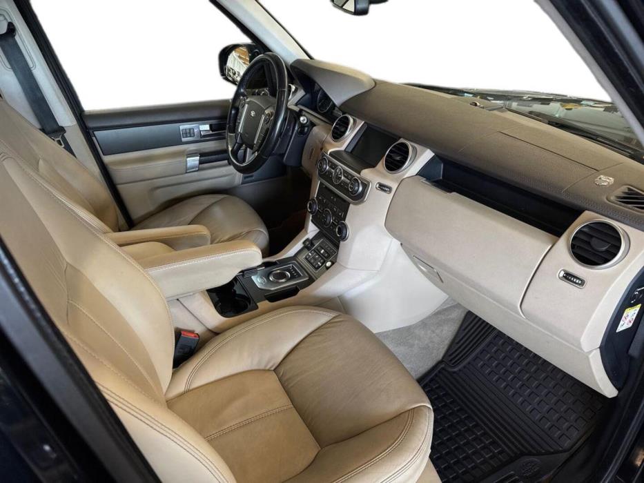 LAND ROVER Discovery 2016