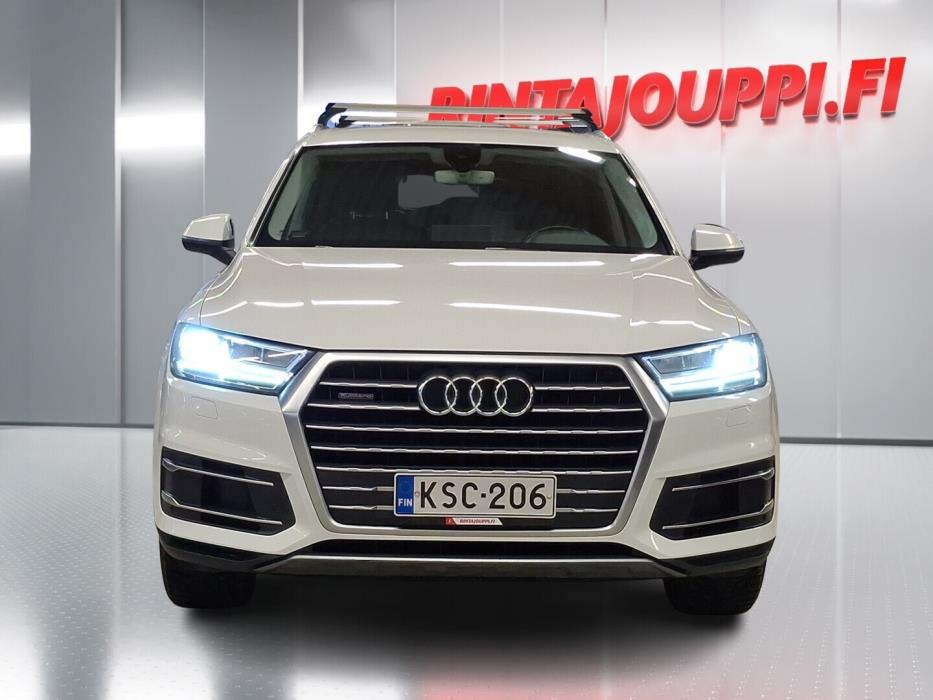 AUDI Q7 2016