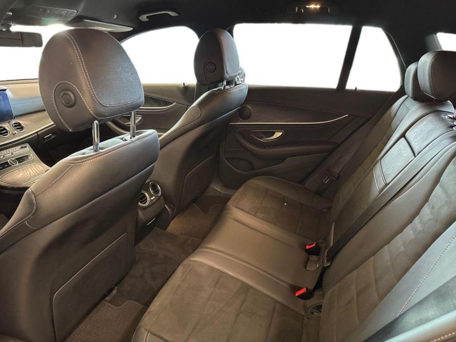 MERCEDES-BENZ E 2020