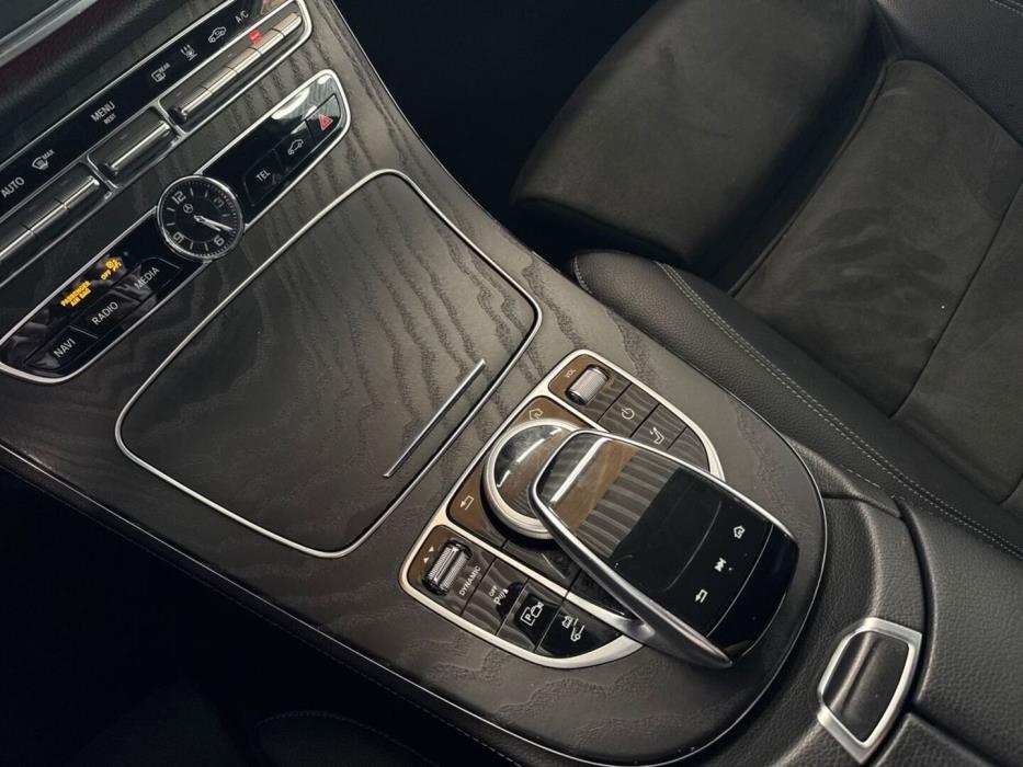 MERCEDES-BENZ E 2020
