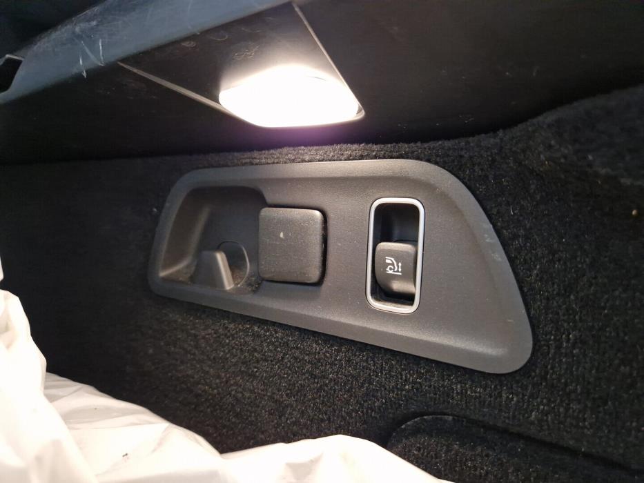 MERCEDES-BENZ GLE 2021