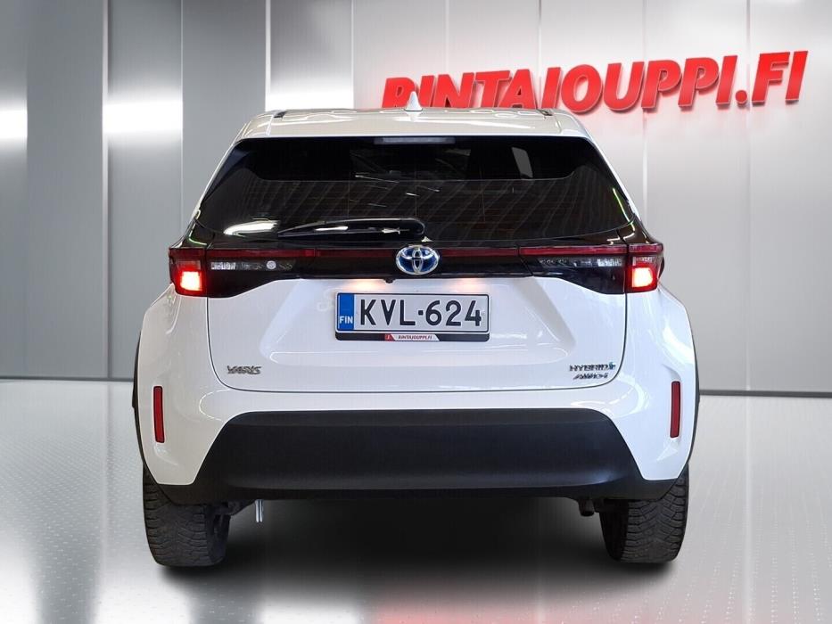 TOYOTA Yaris Cross 2023