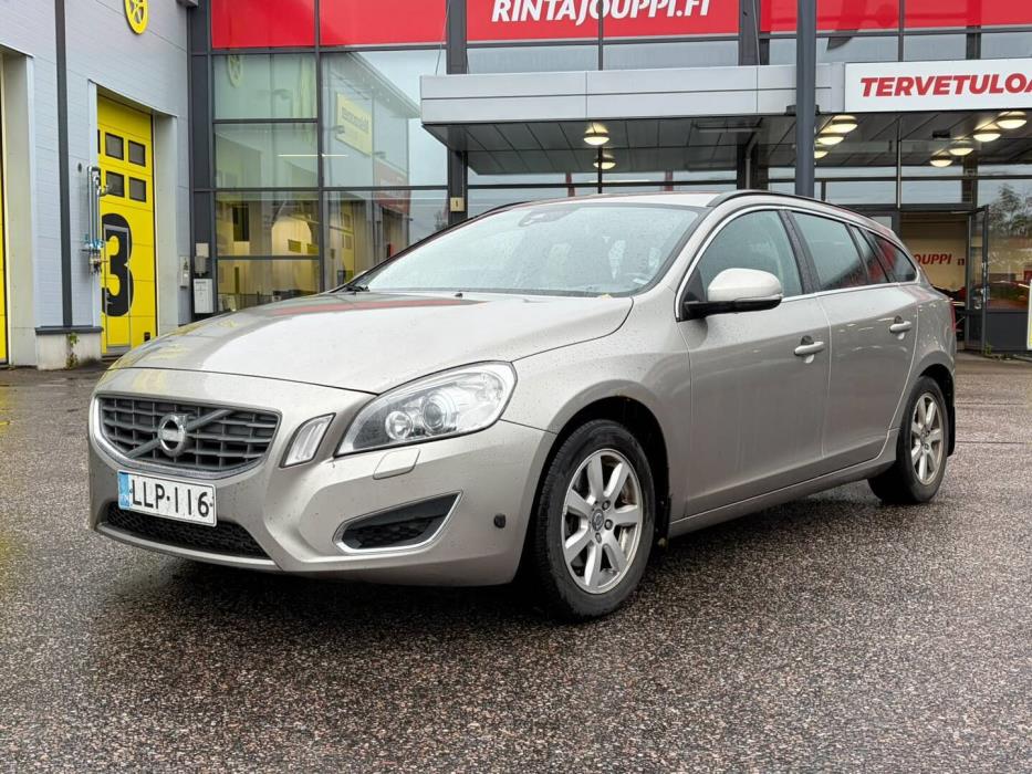 VOLVO V60 2012