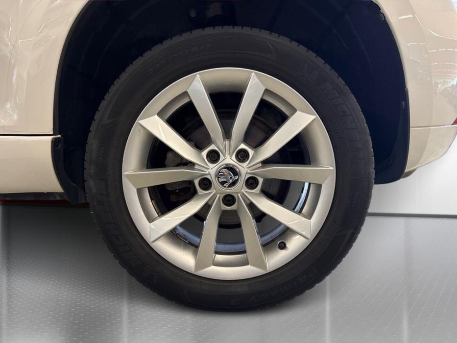 SKODA Yeti 2016
