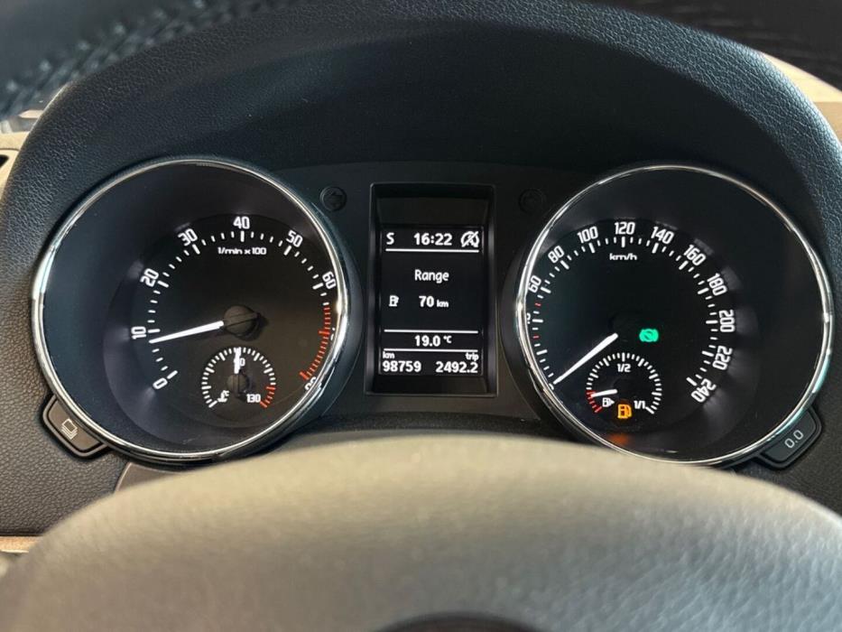 SKODA Yeti 2016