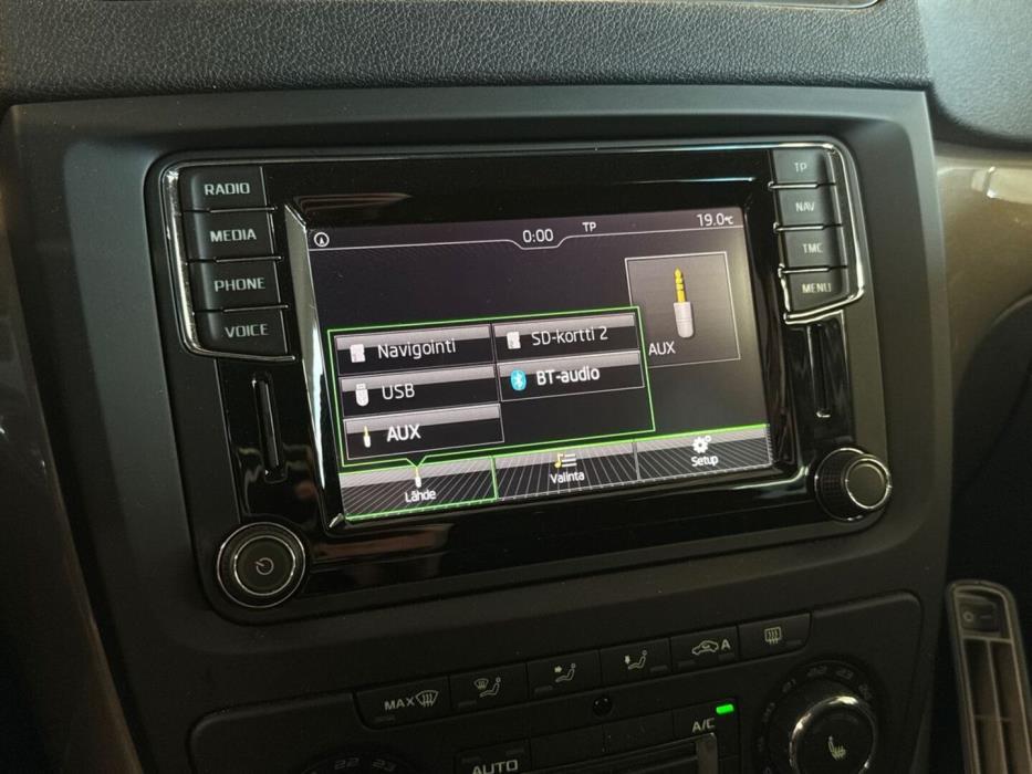 SKODA Yeti 2016