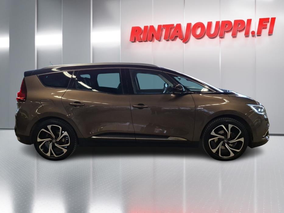 RENAULT Grand Scenic 2016