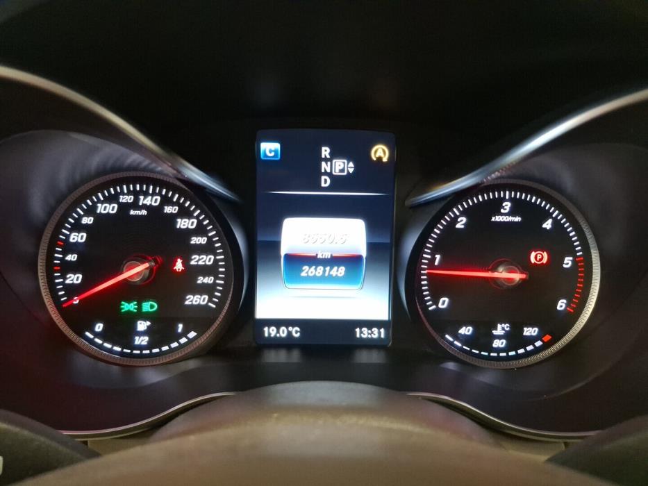 MERCEDES-BENZ C 2015