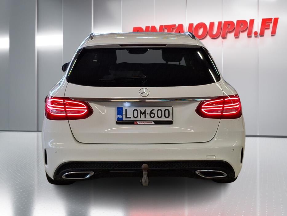 MERCEDES-BENZ C 2015