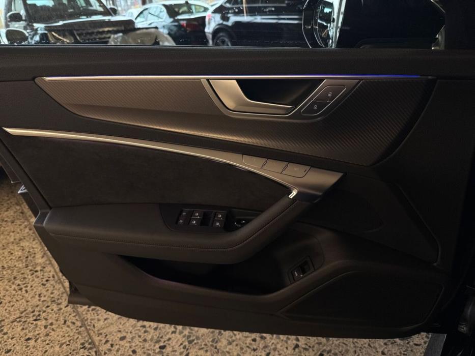AUDI RS6 2020