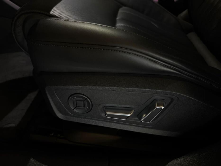 AUDI RS6 2020