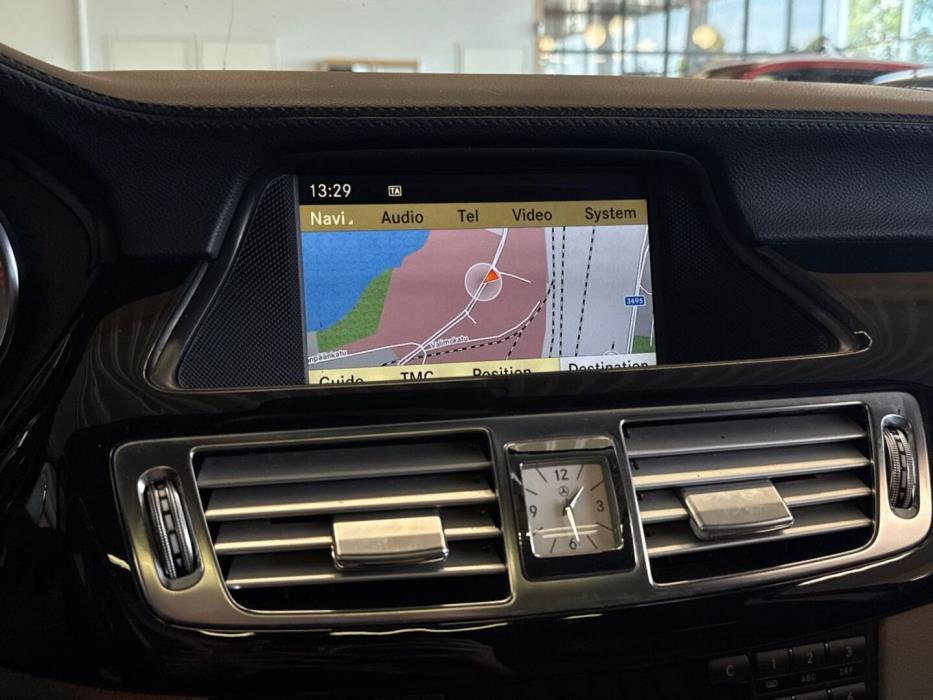 MERCEDES-BENZ CLS 2011