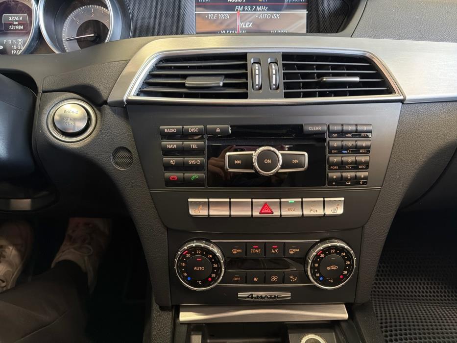 MERCEDES-BENZ C 2014