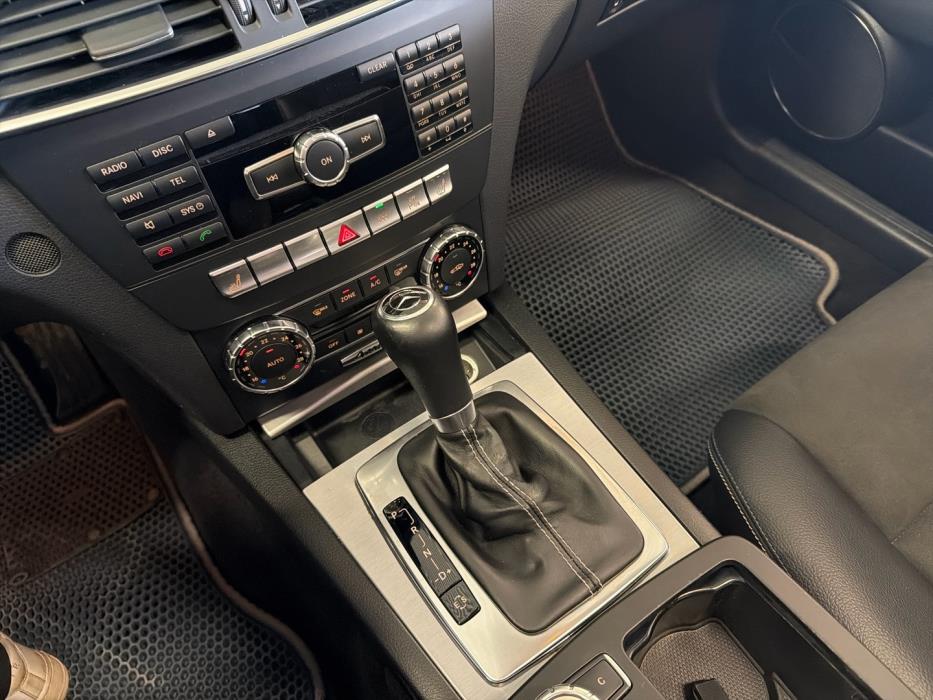 MERCEDES-BENZ C 2014