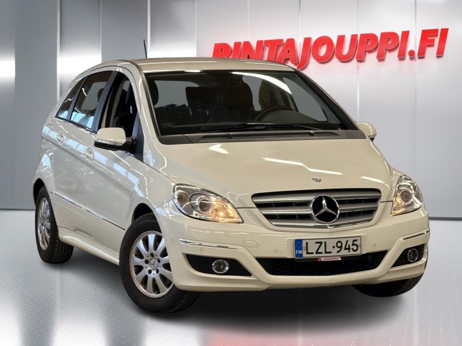 MERCEDES-BENZ B 2011
