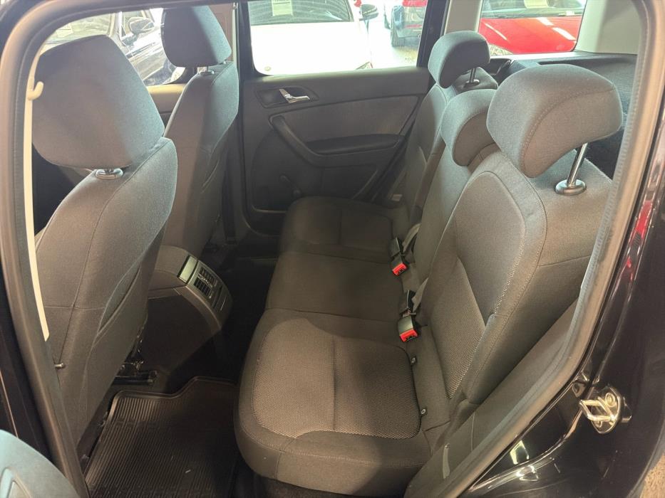 SKODA Yeti 2012