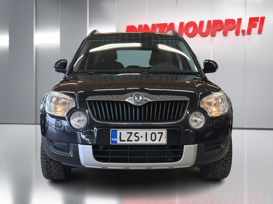 SKODA Yeti 2012