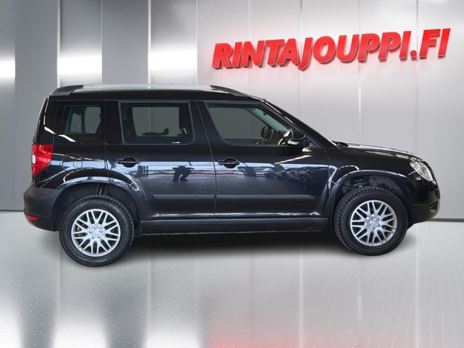 SKODA Yeti 2012