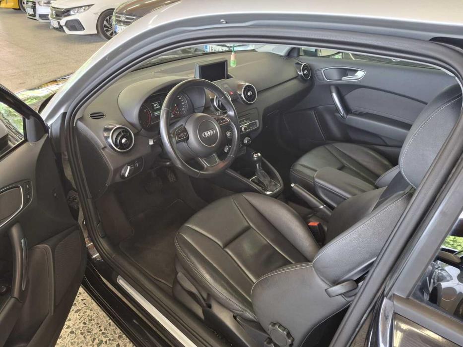 AUDI A1 2010