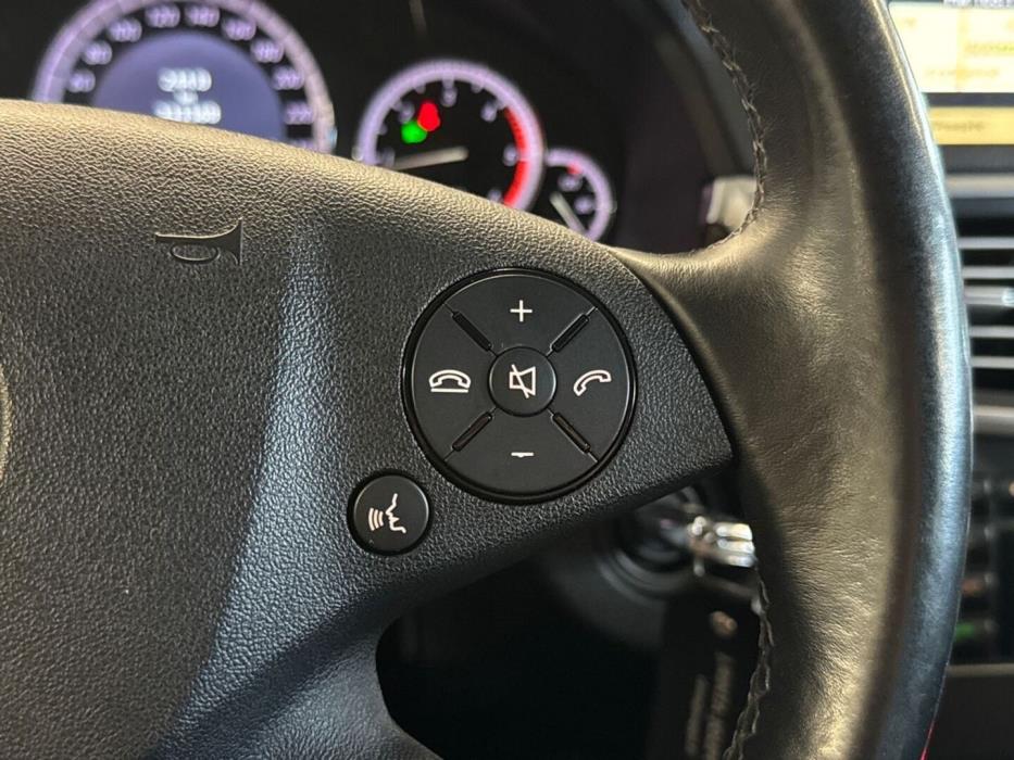 MERCEDES-BENZ E 2010
