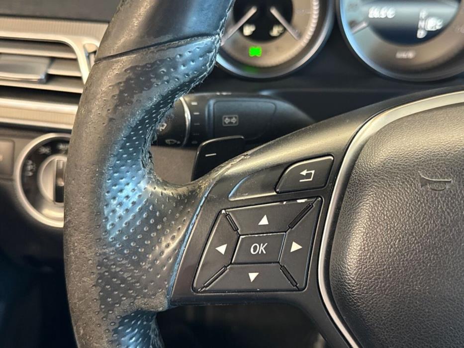 MERCEDES-BENZ E 2015