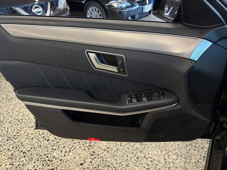 MERCEDES-BENZ E 2015
