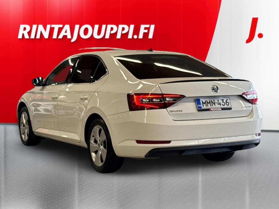 SKODA Superb 2016