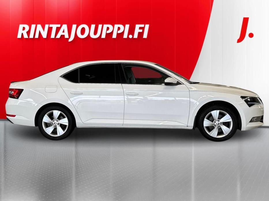 SKODA Superb 2016