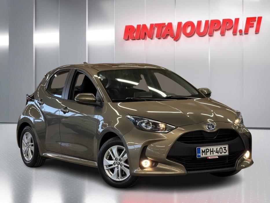 TOYOTA Yaris 2023